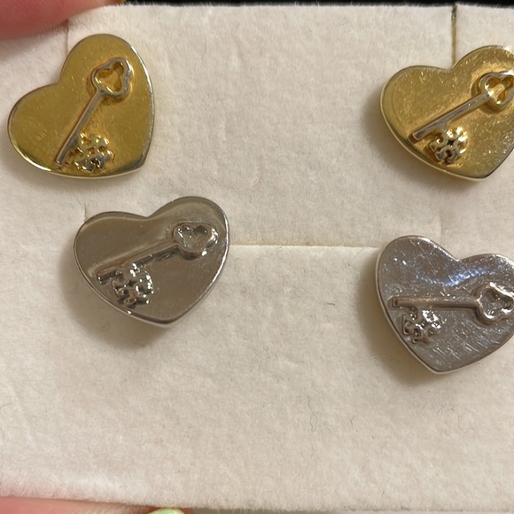 Authentic Tory Burch set : - Picture 3 of 8